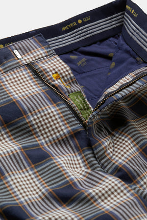 B-St. Andrews 1-8072 PRINCE OF WALES • GOLF SHORTS